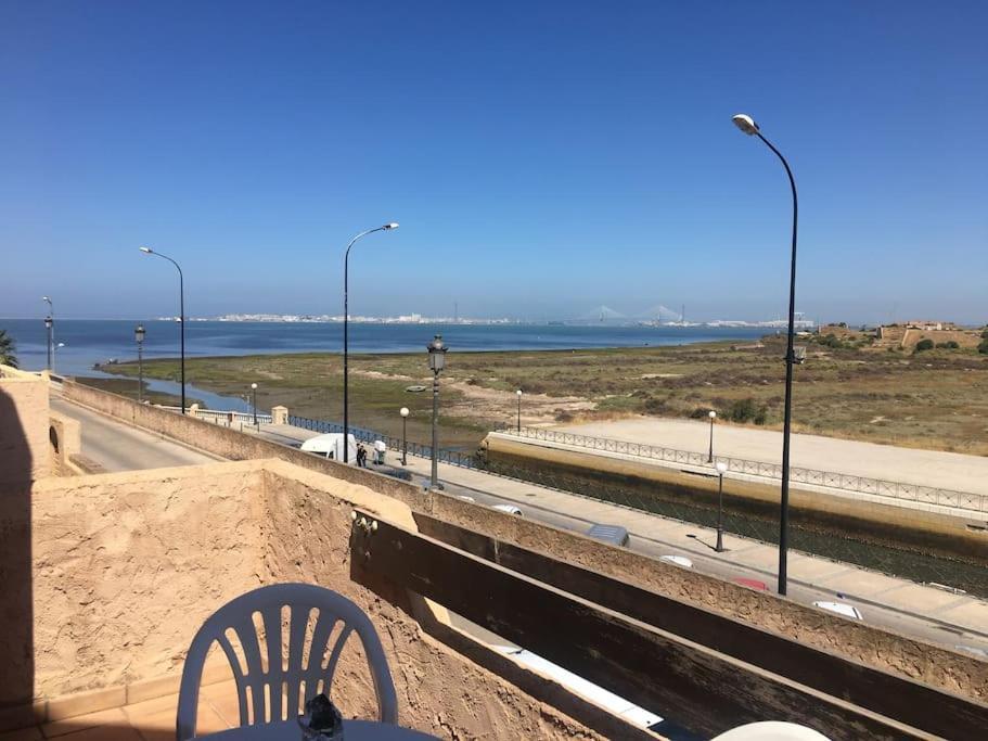 Moderno Apartamento En Bahia Sur サン・フェルナンド エクステリア 写真
