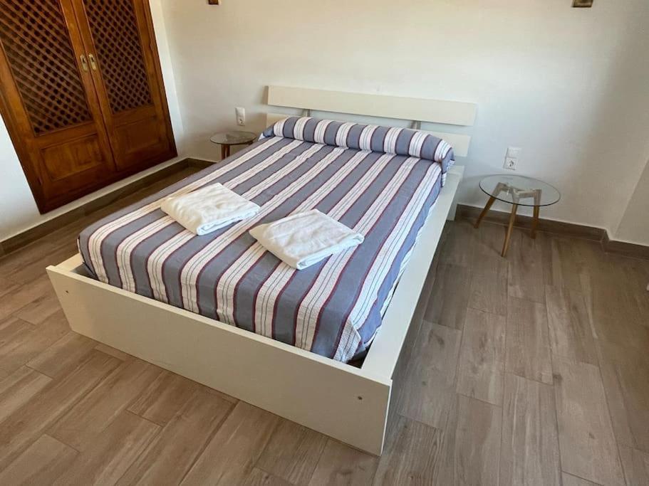 Moderno Apartamento En Bahia Sur サン・フェルナンド エクステリア 写真