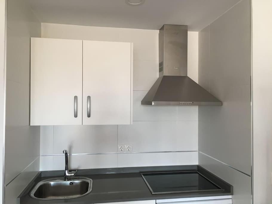 Moderno Apartamento En Bahia Sur サン・フェルナンド エクステリア 写真